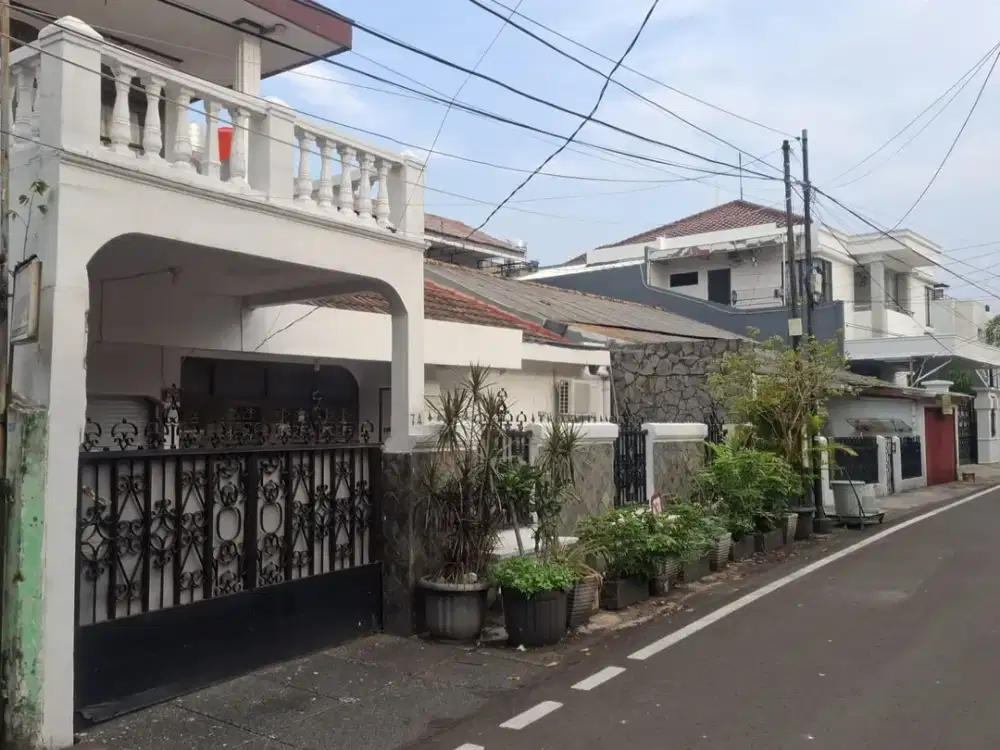 Di Jual Rumah daerah Cempaka Putih jakarta pusat