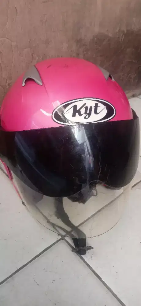 Helm KYT dobel visor uk M lecet pemakean