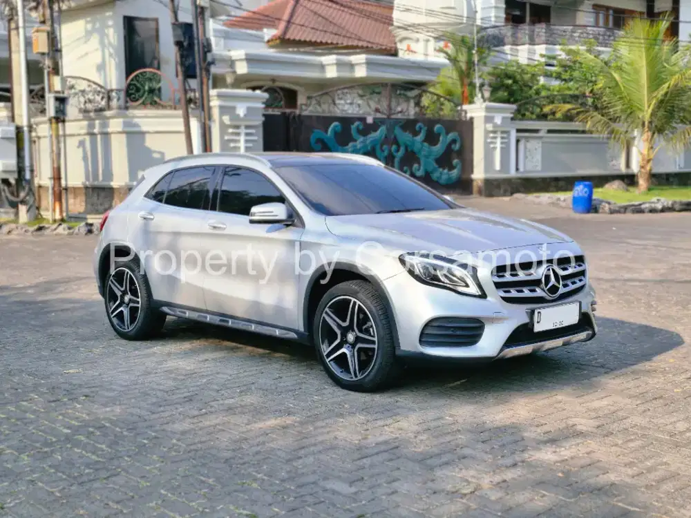 Mercedes Benz GLA200 AMG 2018