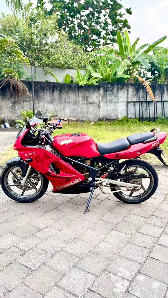 Ninja RR 2011 Merah