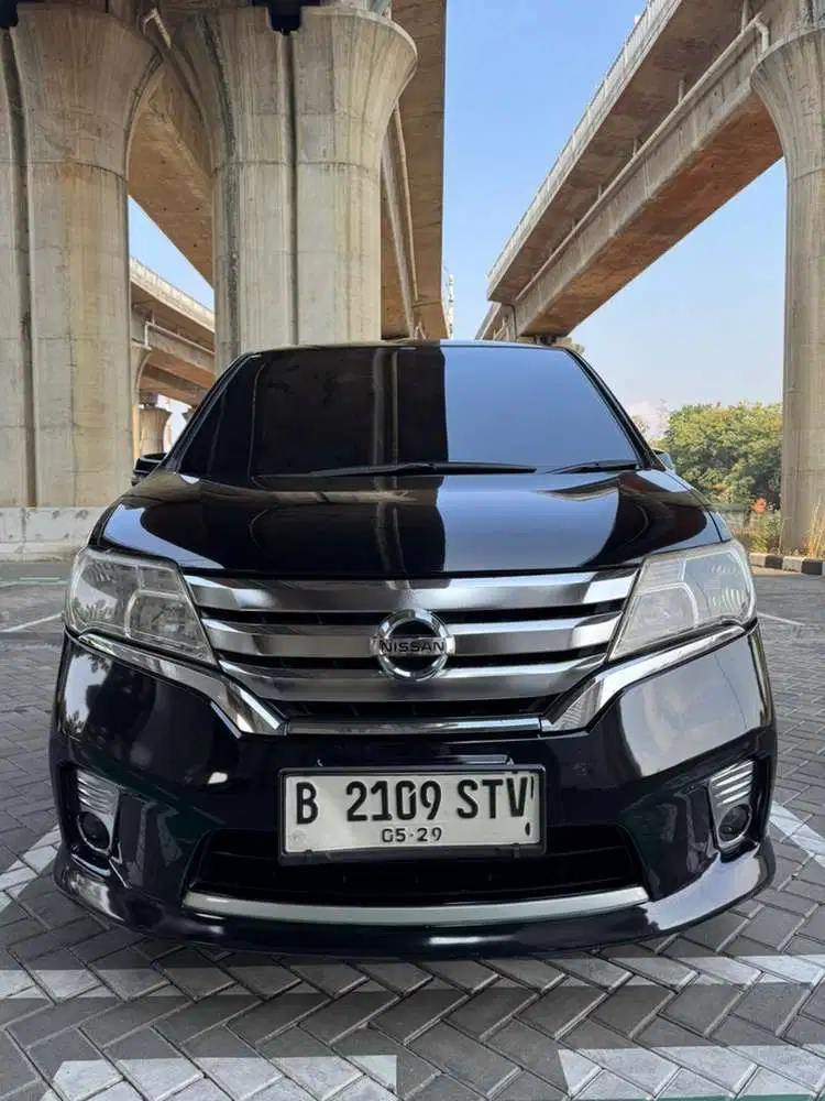 Nissan Serena 2014 Bensin