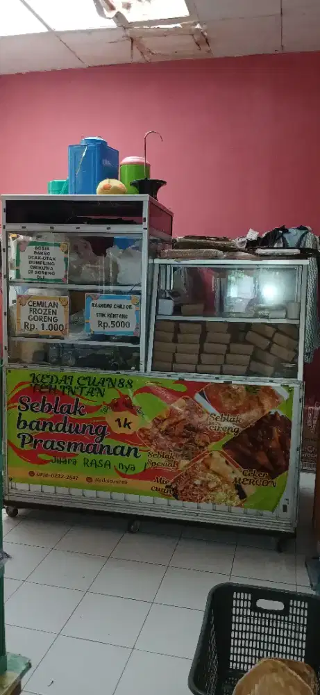Estalase Untuk jualan Jumbo nominus