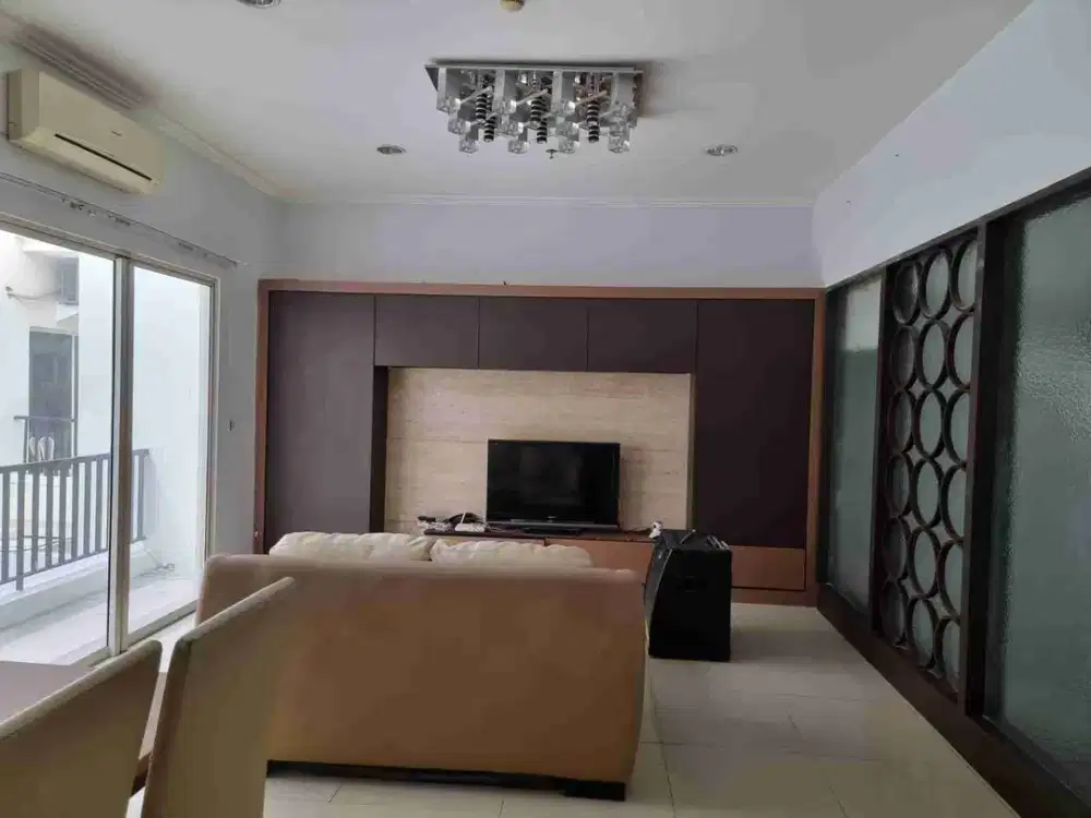 di jual cepat rumah the villas ( moi ) kelapa gading jakarta utara