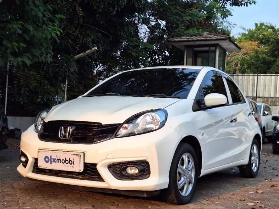 KM Rendah - Honda Brio Satya 1.2 E Bensin-AT 2017