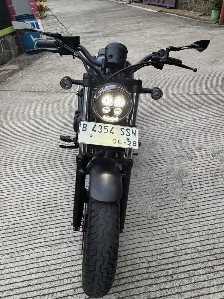 Honda rebel 500