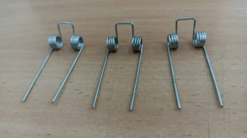Menjual Per tekan, Per tarik