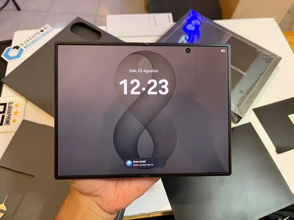 Samsung Galaxy Z Fold8 5G Graphite 12GB/512GB Ex Review Aja Like NEW