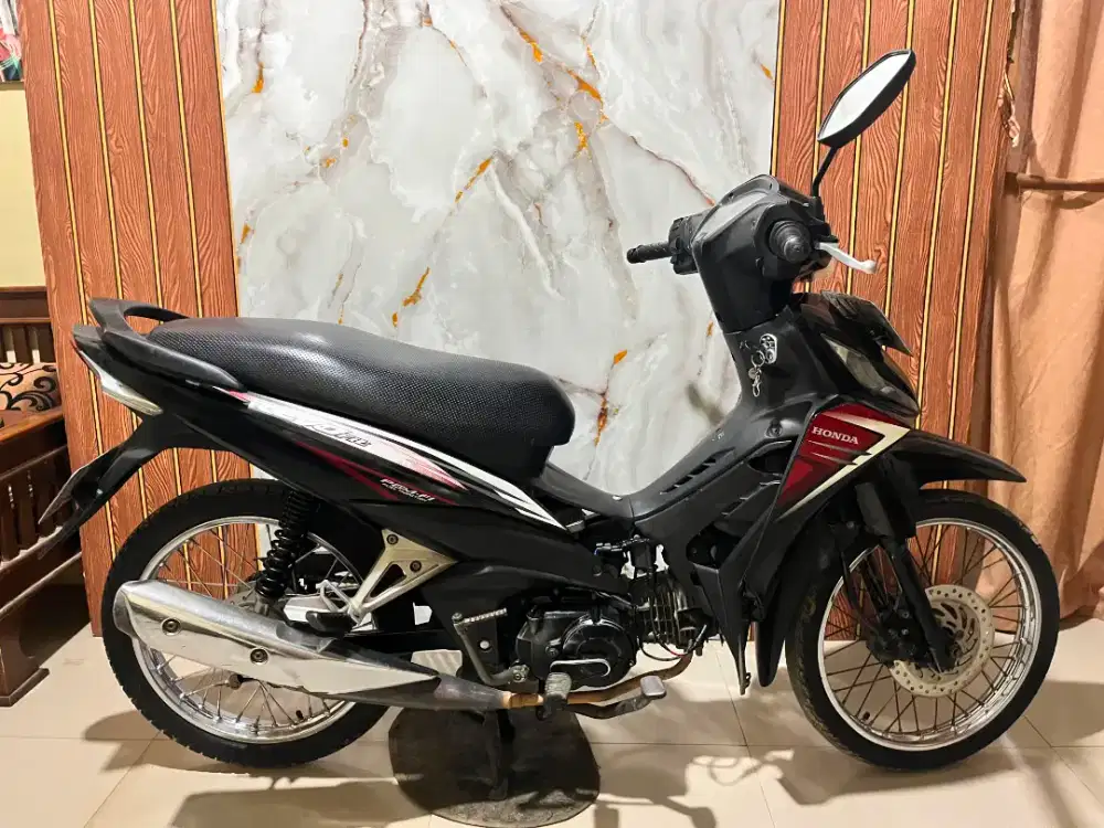 Jual Honda Revo fit Thun 2014 surat lengkap BK hidup sampai 2027