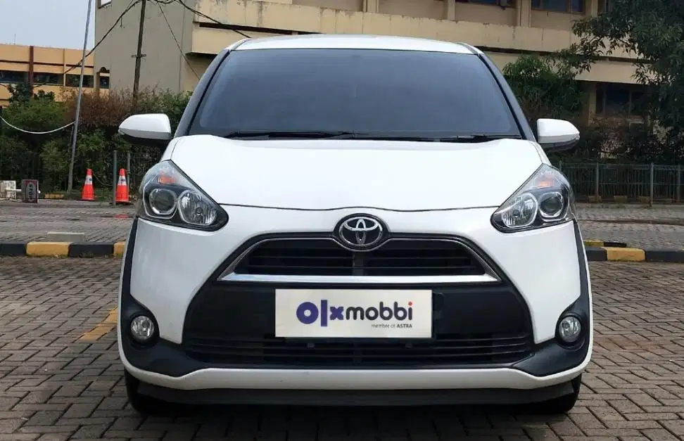 TDP 8, JT Toyota Sienta 1.5 G Bensin-AT Putih 2018