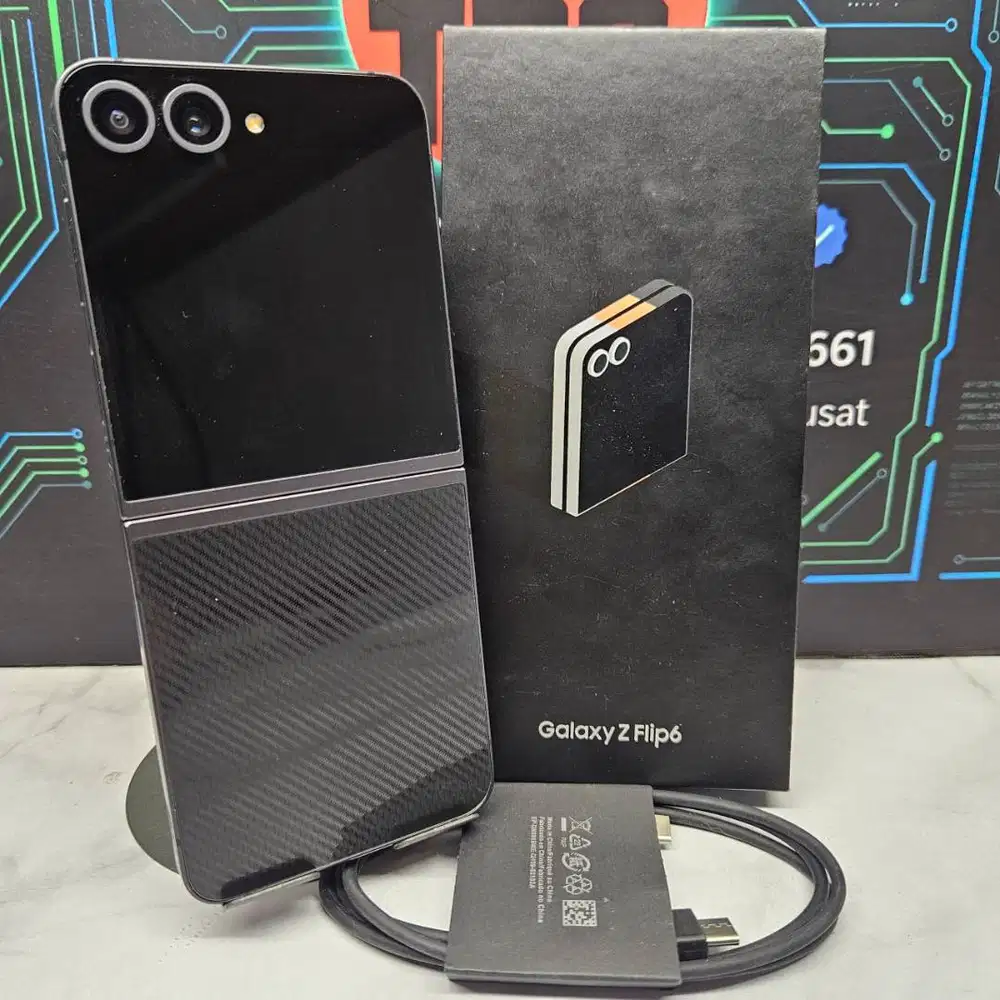 Samsung Galaxy Z Flip 6 12/256GB Exclusive Black Crafted SEIN Fullset