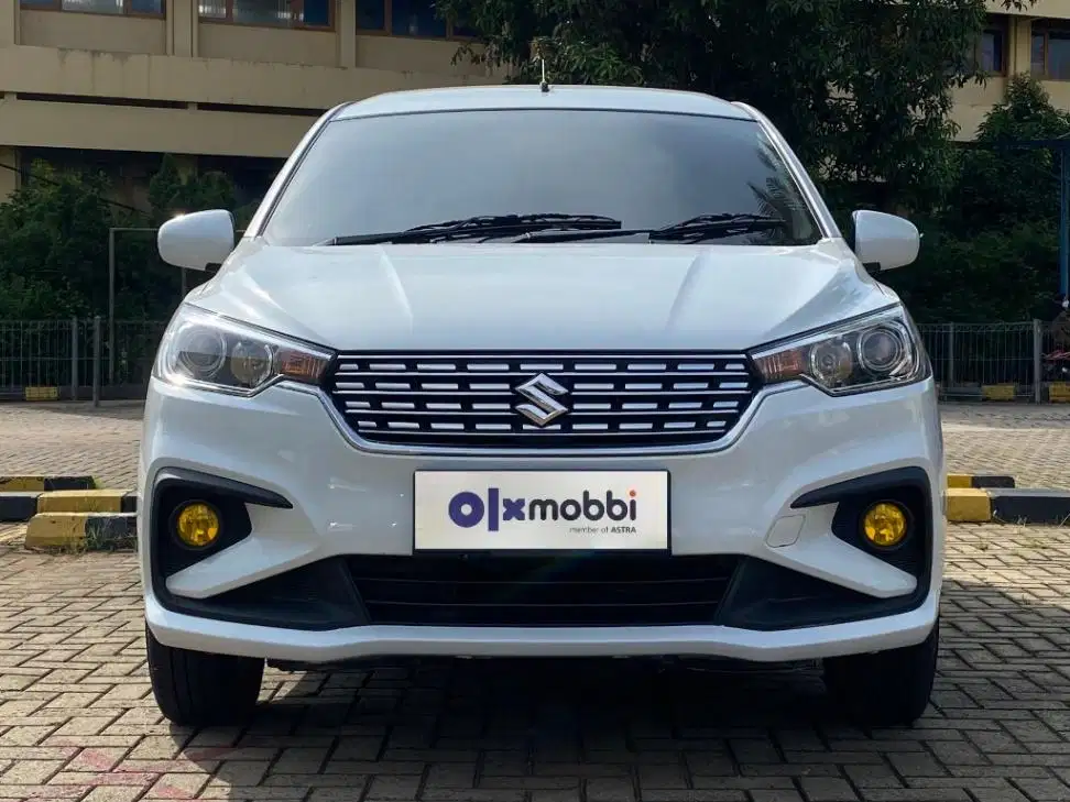 TDP 8, JT Suzuki Ertiga 1.4 GL Bensin-MT Putih 2021