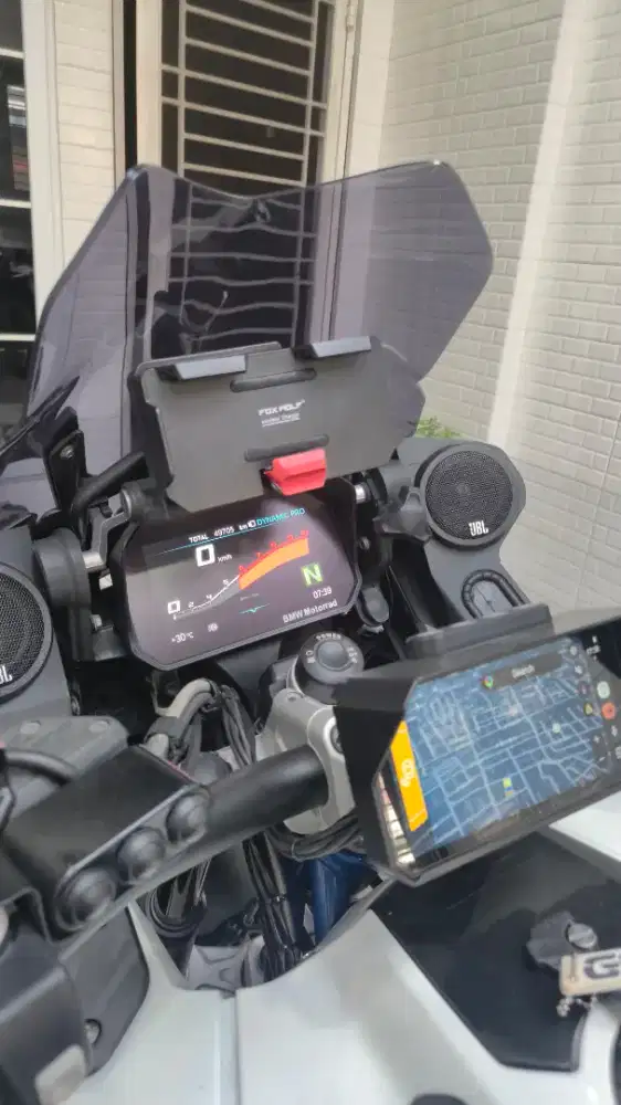 Motor Bmw r1200gsa 2015 repaint rallye . Fullpaper on