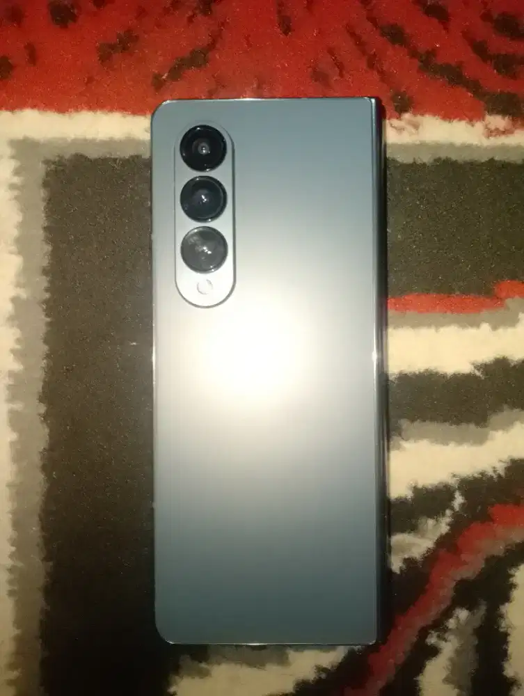 Samsung z fold 4