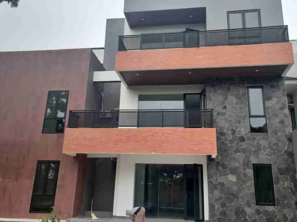 Rumah Hoek Mewah Sutera Palmyra Alam Sutera Tangerang