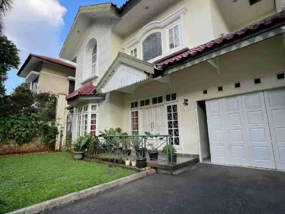 RUMAH SENOPATI KEBAYORAN BARU