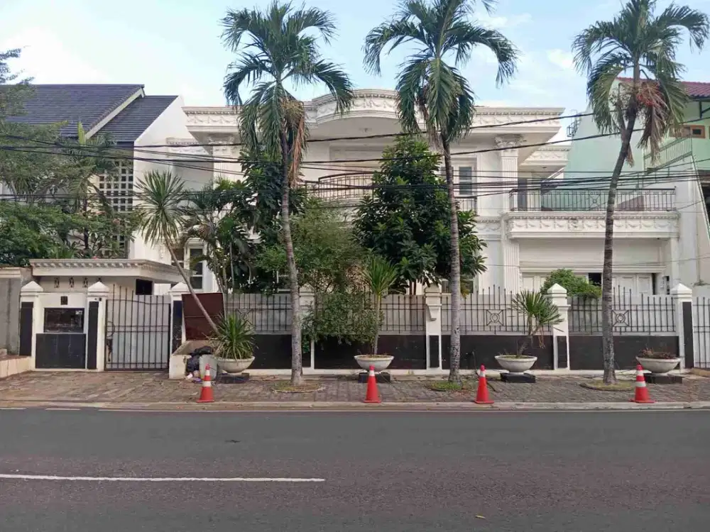 Di Jual Cepat, Perumahan Pondok Indah, Jln Kartika Utama, Pondok Pinang Kebayoran Lama