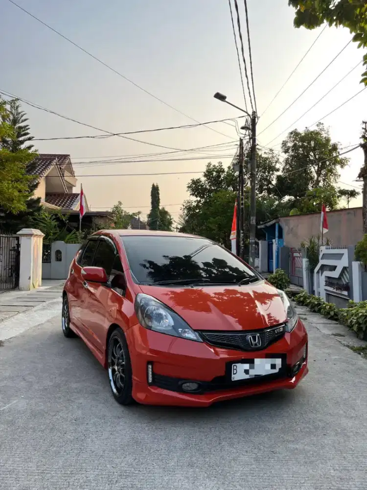 HONDA JAZZ MATIC RS 2013