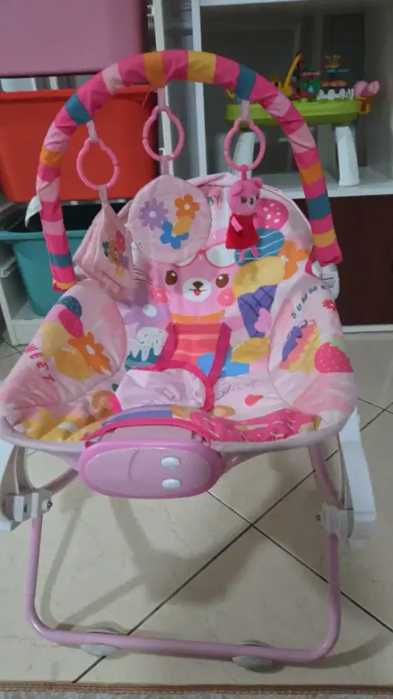 Bouncer bayi dibawah 2 tahun