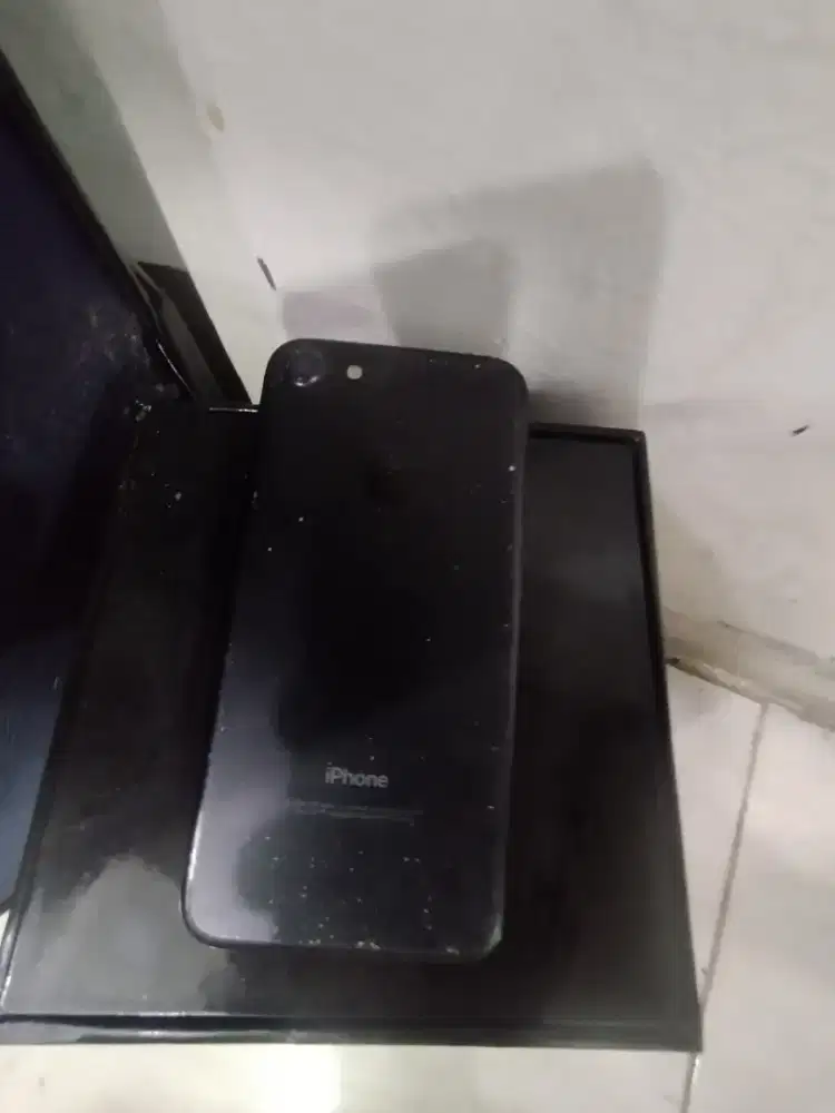 Iphone 7/128gb lengkap semua, inter, bisa kartu/xl
