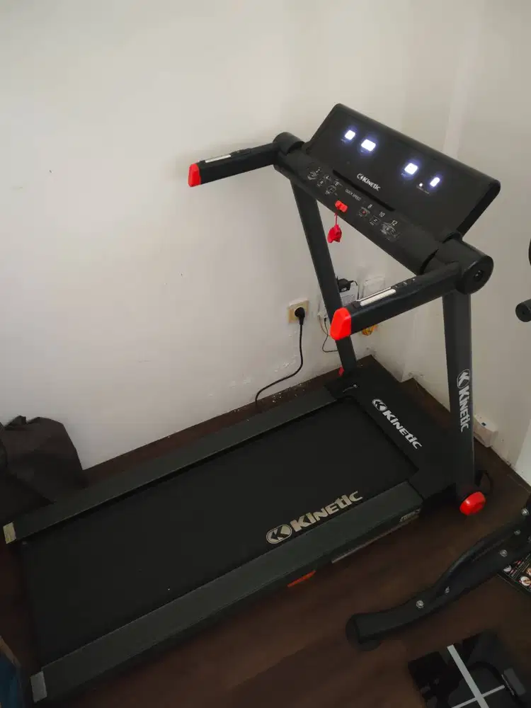 Treadmill Kinetic Electric Mulus Jarang Pakai - Ciputat Tangsel