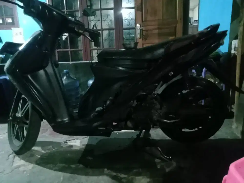 Di jual motor Suzuki spin