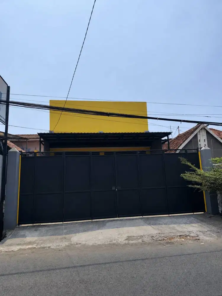 JUAL/SEWA RUMAH USAHA KOMERSIAL JOLOTUNDO SURABAYA TIMUR NOL JLN RAYA