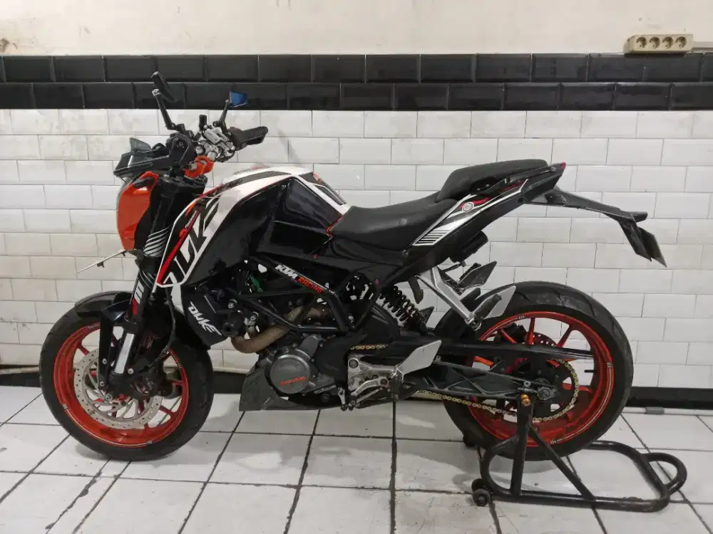 KTM DUKE 200CC 2017 CAKEP LENGKAP