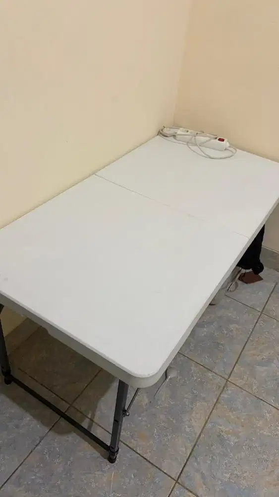 Meja Lipat Portable
