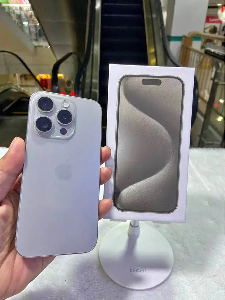 Second IPHONE 15 PRO 256gb Natural Titanium IBOX Mantapp