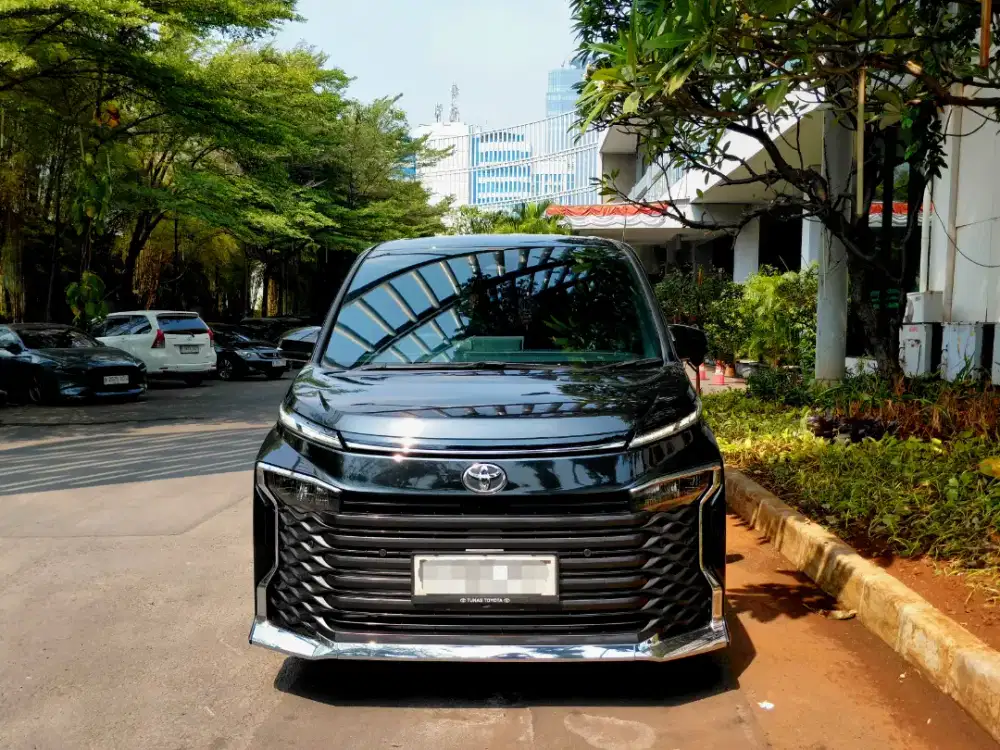 KM 15RB | PERFECT CONDITION | TOYOTA VOXY TSS 2023