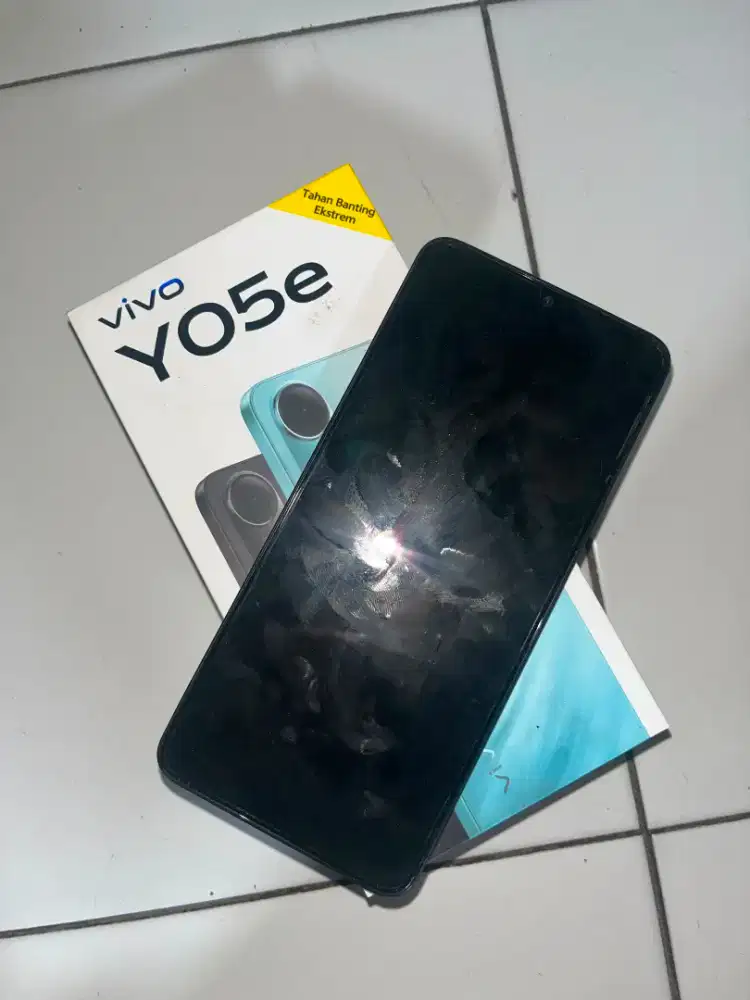 Jual handphone baru seminggu pemakaian