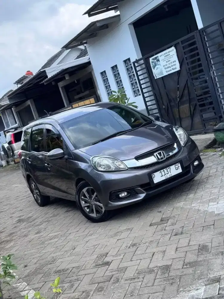 Mobilio Type E Istimewa Pribadi