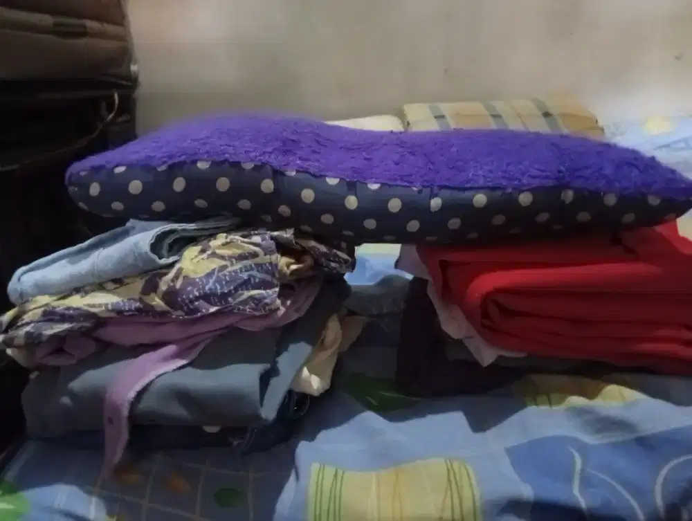 Baju bekas pakai