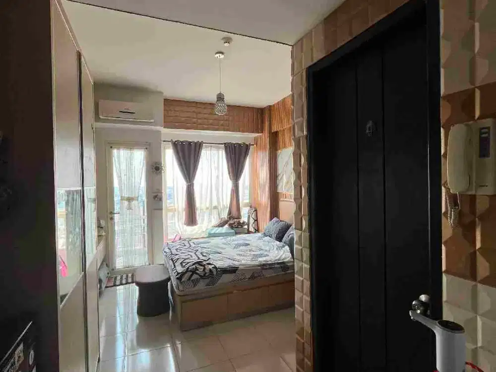 Di jual apartemen full furnished sudah renovasi lantai 11 view city. Scientia Residence Gading Serpong
