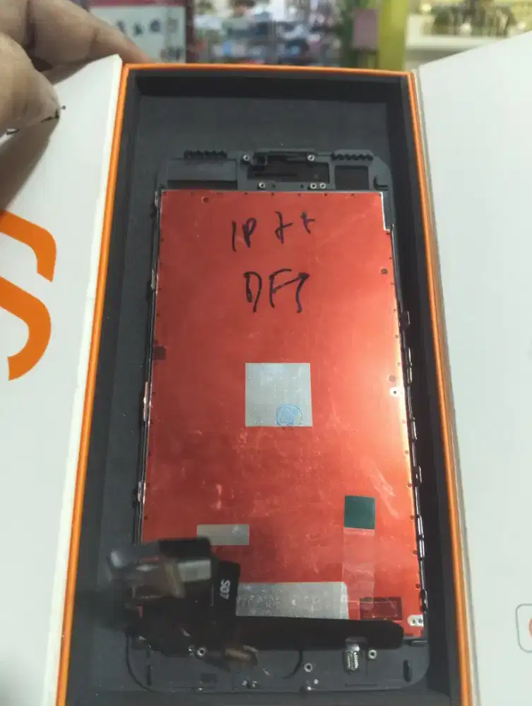Jula lcd ip 7+ kondisi baru cek aja