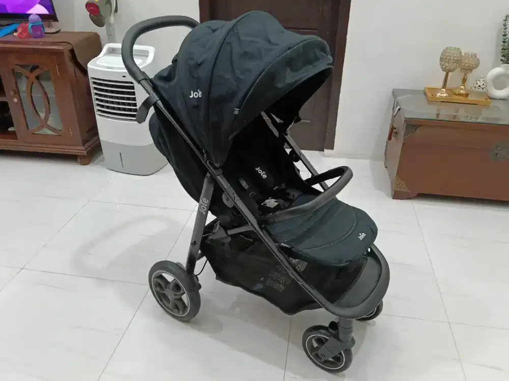 Joie Litetrax 4 w-RC Stroller Second Like New – Mulus & Siap Pakai