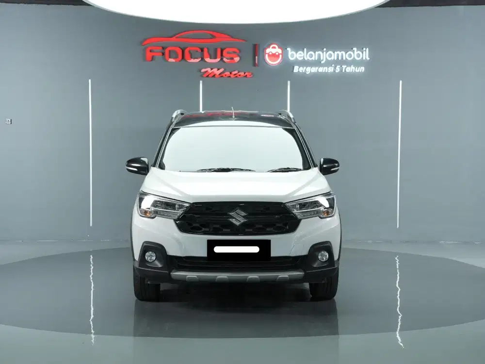 Km 7 rb suzuki xl7 alpha hybrid two tone 2024 putih