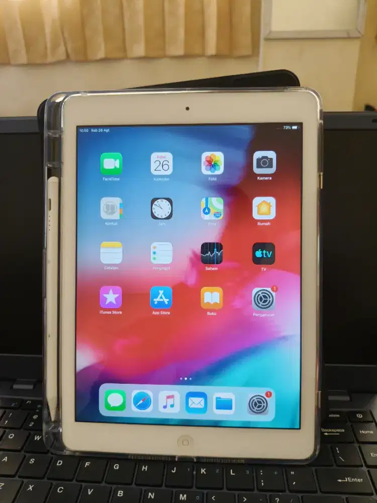 Dijual iPad Air 1 64gb Wifi + Celluler