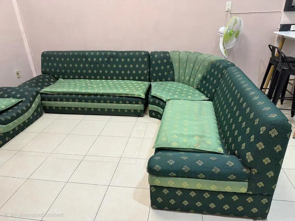 Satu set sofa kain hijau