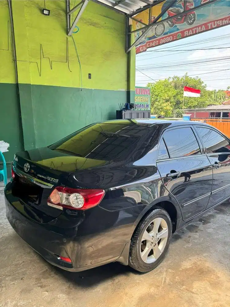 Toyota Corolla 2011 Bensin