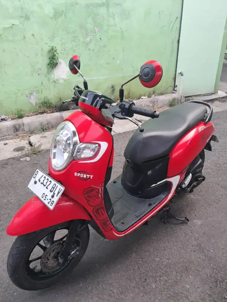 Honda Scoopy CBS ISS