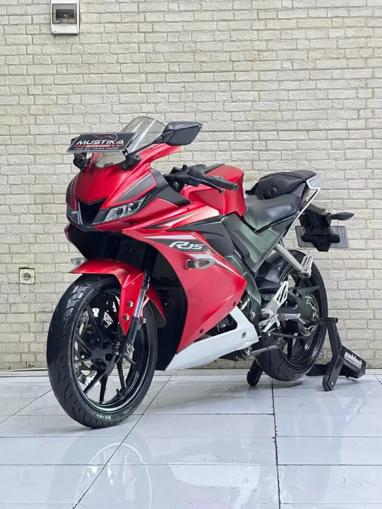 Perfect Condition!!Yamaha R15 V3 2017 Pajek Baru Plat W Mulus-Mustika