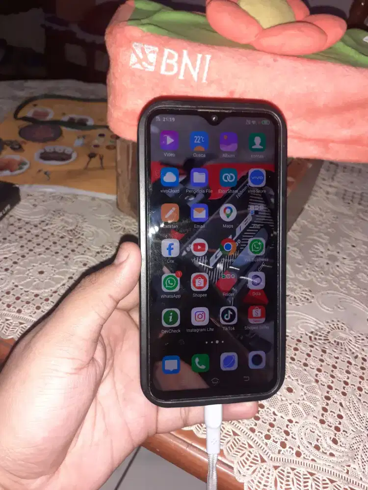 Vivo y17 ram 8gb +256