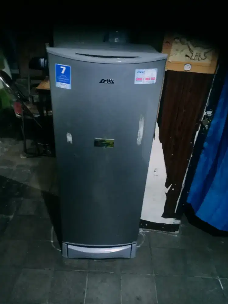 Jual kulkas AQUA 1 pintu mesin ori dingin beku normal bisa diantar