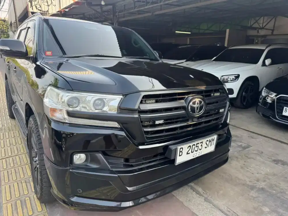 Toyota landcruiser VX 200 diesel th 2009 AT