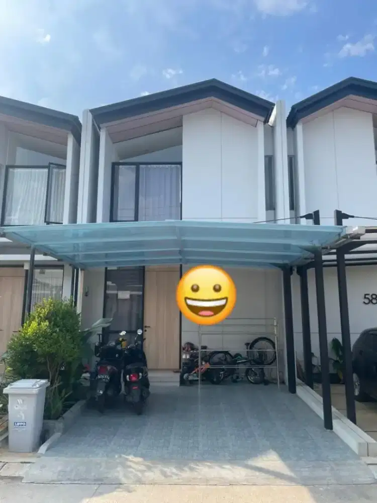 Waterfront estate lippo