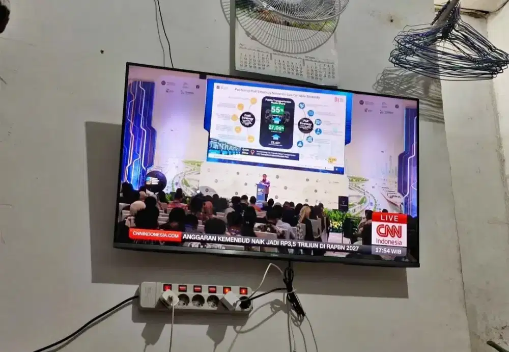 Jual bracket tv, briket tv, braket tv, breket tv, gantungan tv