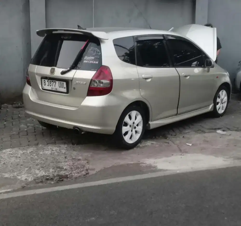honda jazz 2004
