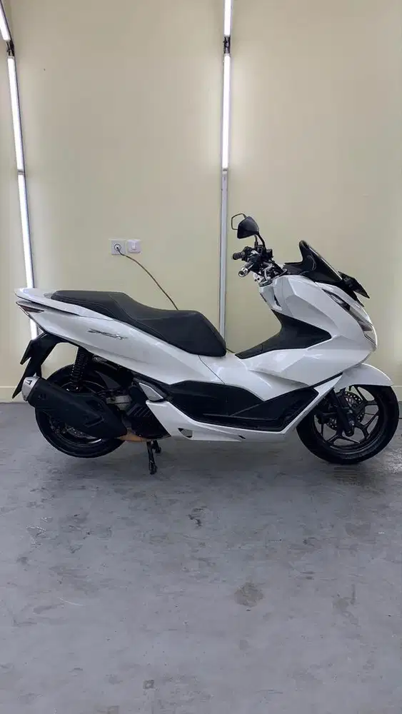 Jual PCX 2021 160 CBS Putih