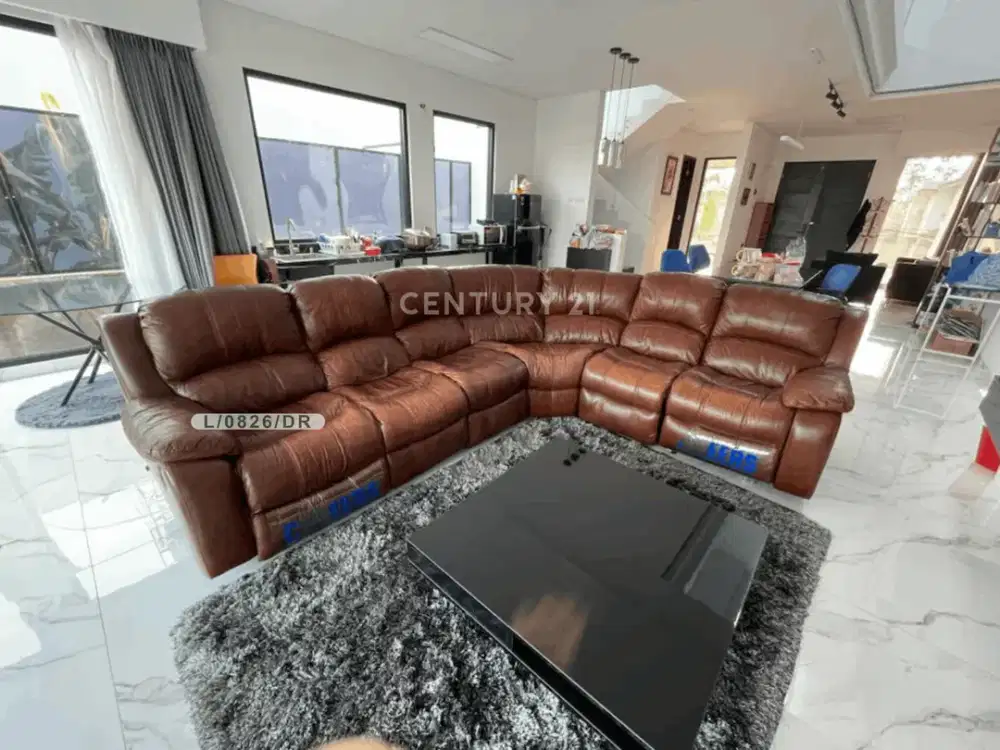 Rumah 3 Lantai Semi Furnished Di Cipaku Indah Cidadap Bandung